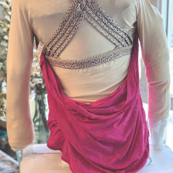 Lululemon Tank top with built in bra. - Picture 1 of 5